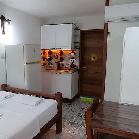 بيت ضيافة Orion فينيقيه